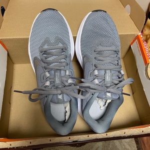 Nike BNIB tennis shoes